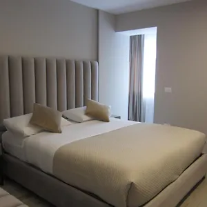 Otel Freddy's ***